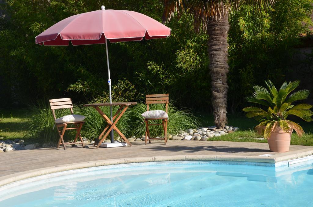 Chambre D'Hotes Et Spa Agen Bagian luar foto